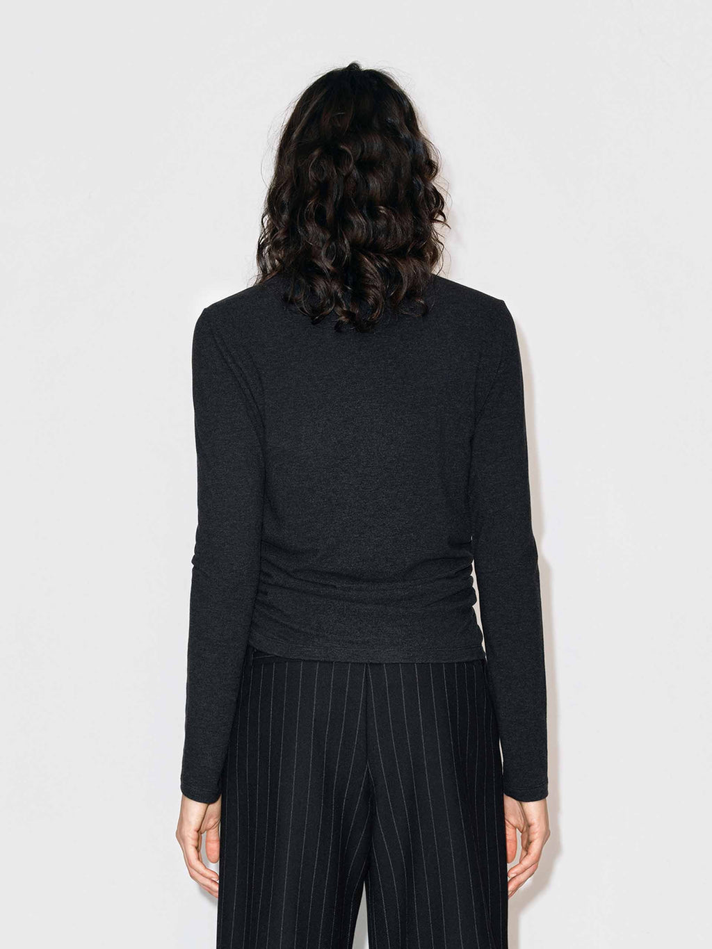 Long Sleeves Fitted T-shirt