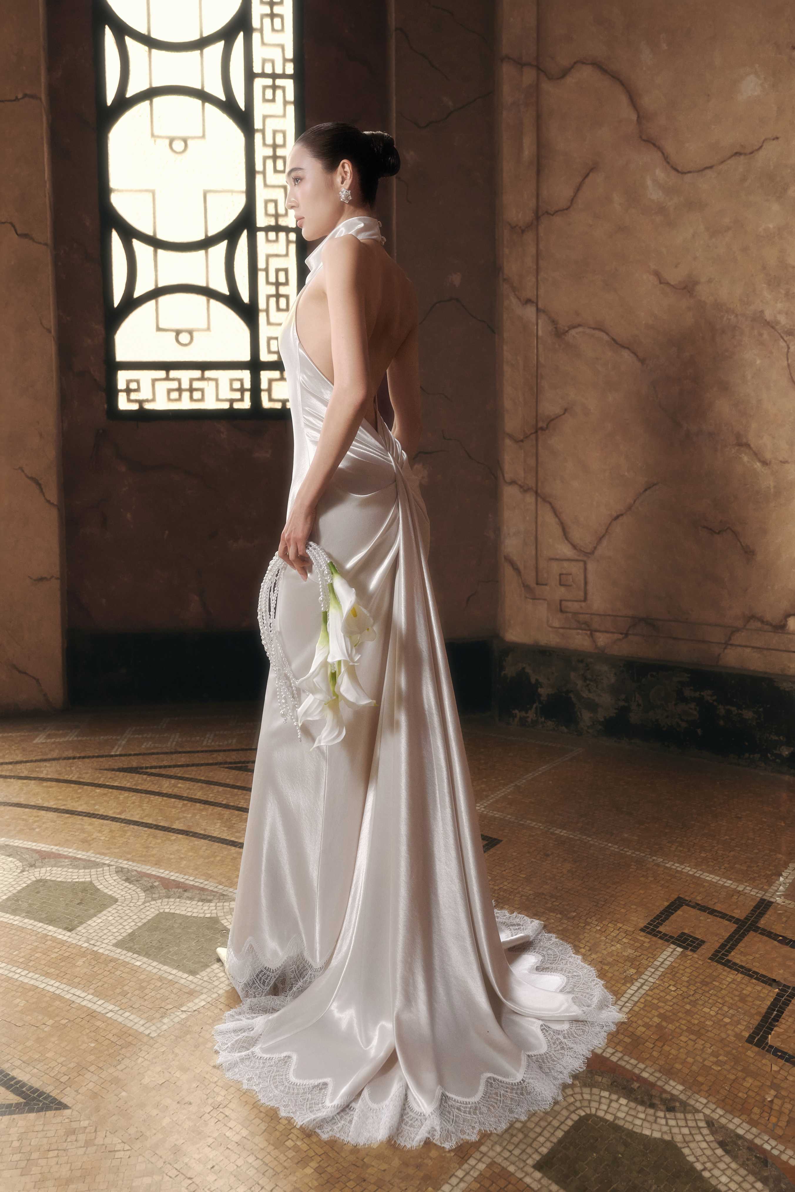 Satin Bias Halter Gown (Pre-Order 14 Days)