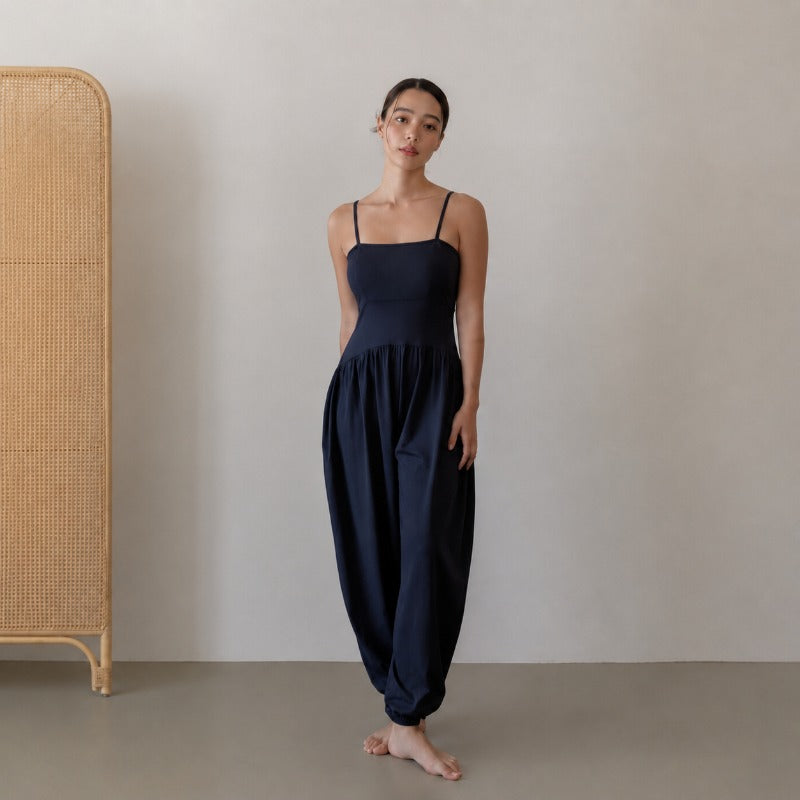 Airy Yoga Jumpsuit | Clean Fit & Effortless Movement