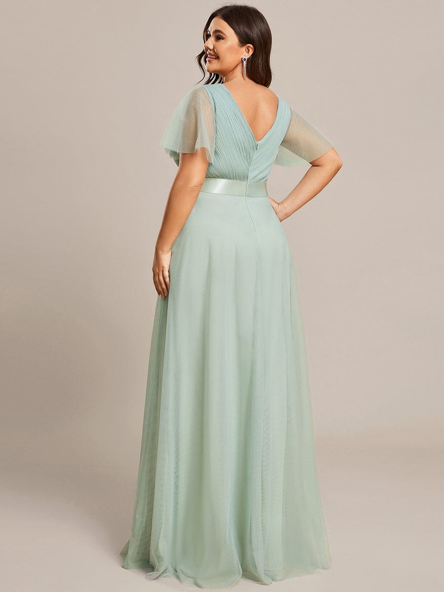 Elegant Plus Size Floor-Length Bridesmaid Gown with Short Sleeves