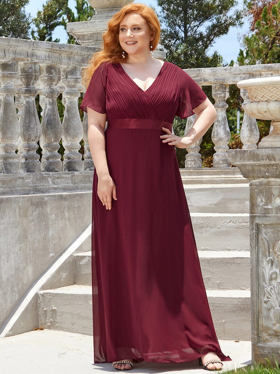 Elegant Plus Size V-Back Bridesmaid Dress with Short Sleeves