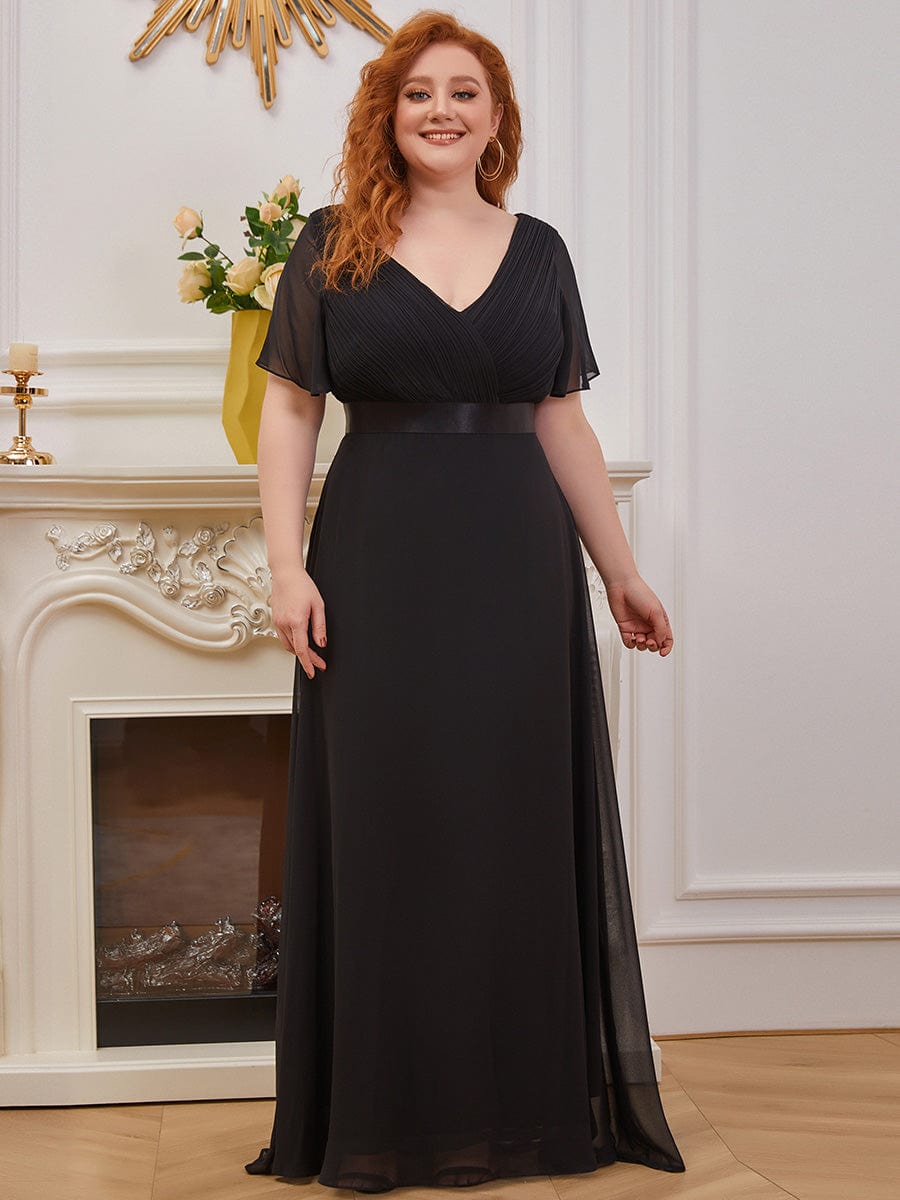 Elegant Plus Size V-Back Bridesmaid Dress with Short Sleeves