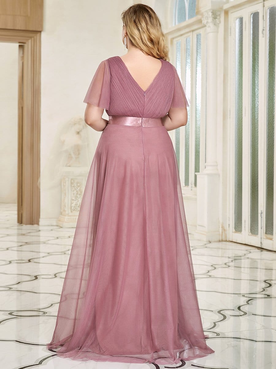 Elegant Plus Size Floor-Length Bridesmaid Gown with Short Sleeves